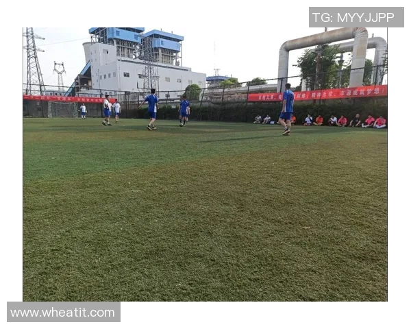 国际球星足球赛精彩瞬间揭秘 超越赛场的激情与梦想 国际球星足球赛精彩瞬间揭秘 超越赛场的激情与梦想