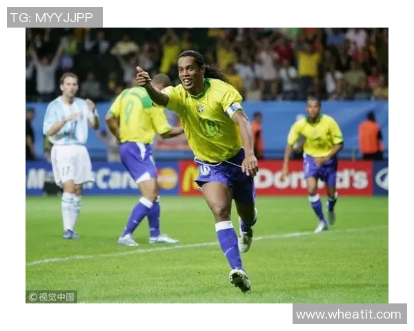 神秘面具足球球星崛起绿茵场展现独特风采引发全球热议 神秘面具足球球星崛起绿茵场展现独特风采引发全球热议