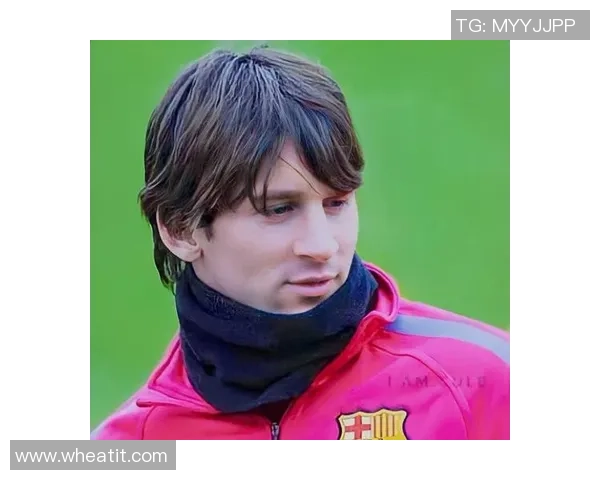 穿足球神袜的球星们背后的故事与传奇成就解析 穿足球神袜的球星们背后的故事与传奇成就解析